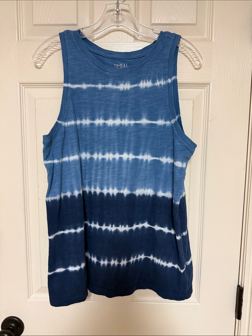 Time and Tru Blue Ombre Tie-Dye Tank Top